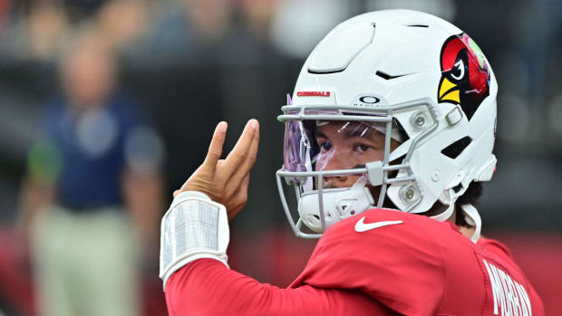 Arizona Cardinals quarterback Kyler Murray (1) warms up prior to the game against the Atlanta Falcons at State Farm Stadium.
